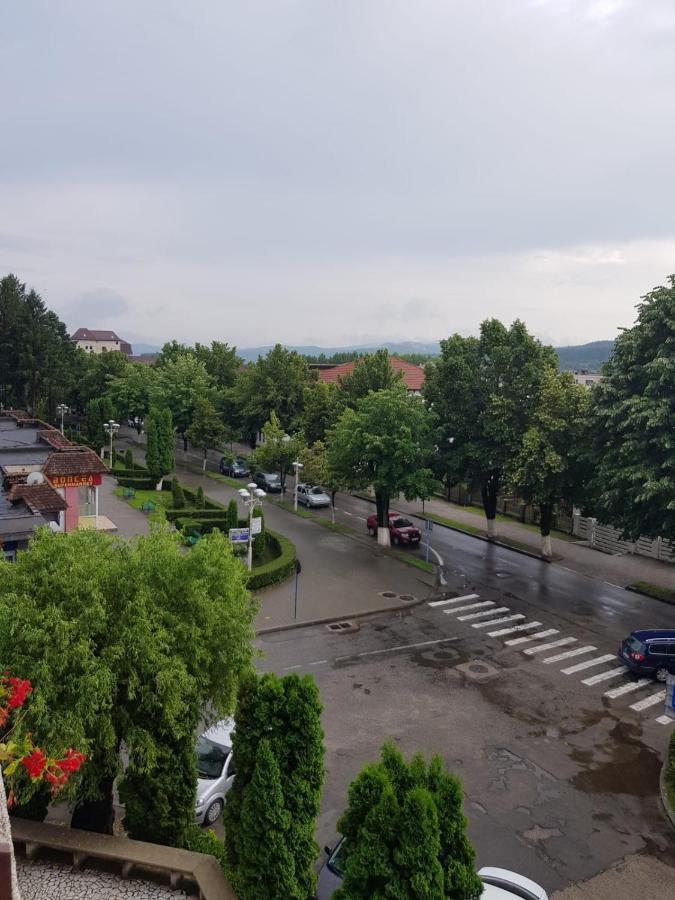 Apartament Posada Curtea de Argeş Buitenkant foto